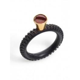 Round Garnet Ring (6mm)